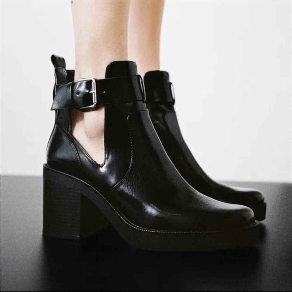 NWT Zara Chunky Block Heel Cut Out Ankle Booties Boots 8